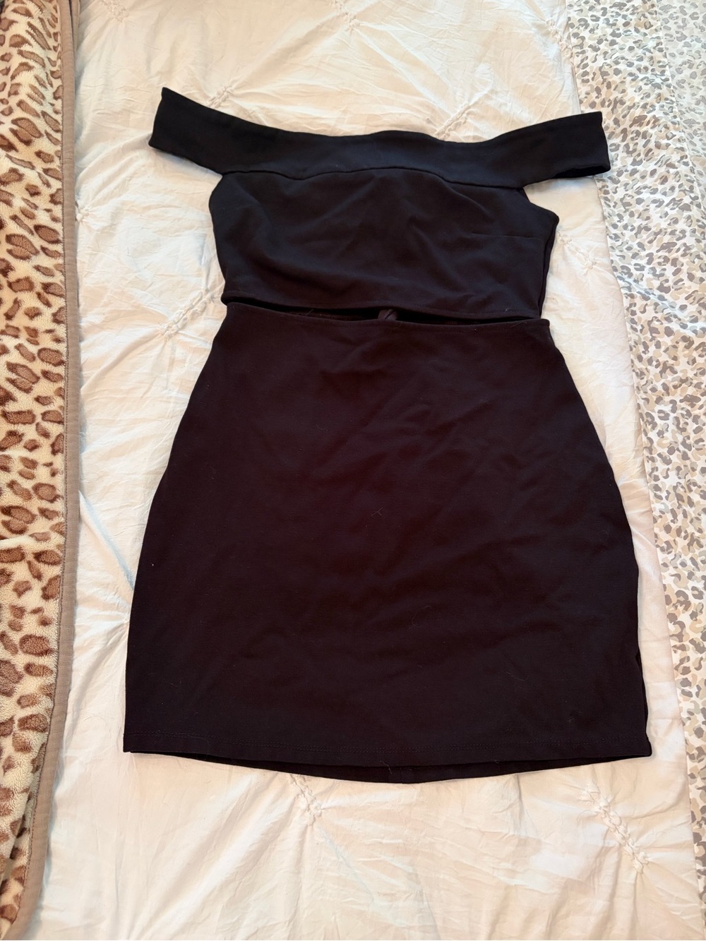Black Off-Shoulder Bodycon Dress With Mid Cut Out